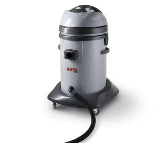 PROFESSIONAL SERIES WITH 2 OR 3 MOTORS - SERIE PROFESSIONALE A 2 O 3 MOTORI AS 75 F2 GENERAL FEATURES - CARATTERISTICHE GENERALI Professional vacuum cleaner and liquid cleaner with trolley, handles