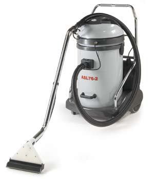 PROFESSIONAL SERIES WITH 2 AND 3 MOTORS - SERIE PROFESSIONALE A 2 O 3 MOTORI AS 76-2 GENERAL FEATURES - CARATTERISTICHE GENERALI Extractor model (liquid cleaner) for cleaning armchairs, carpets and