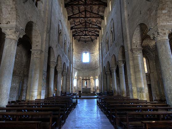 La chiesa abbaziale E l edificio più