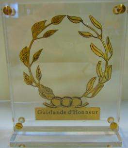 LE PREMIAZIONI Medaille d Honneur Guirlande d Honneur Excellence Guirlande d