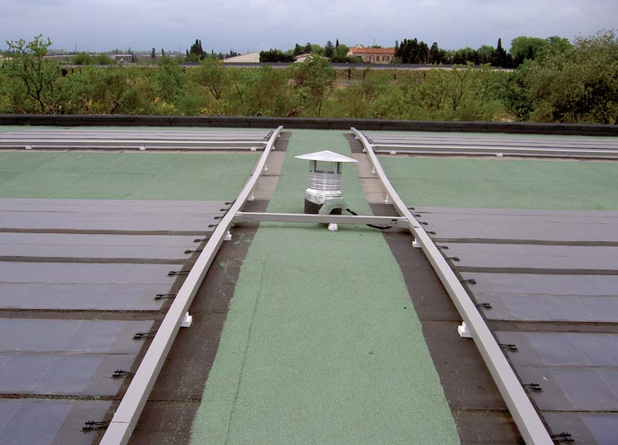 soprasolar garanzie e assicurazioni Sogea, Perpignan (Francia), 12 kwp 10 garanzia soprasolar assicurativa Garanzie e assicurazioni + Assicurazione di Responsabilità Civile AXA Corporate Solutions +