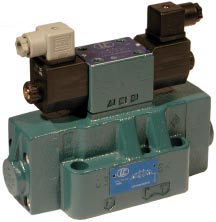 LC5 Z - LC5X Z Elettrovalvole pilotate controllo direzione Solenoid controlled-pilot operated directional valves CRERISICHE ECNICHE Grandezza: NG16 ISO 01 - D - 07 - CEO.