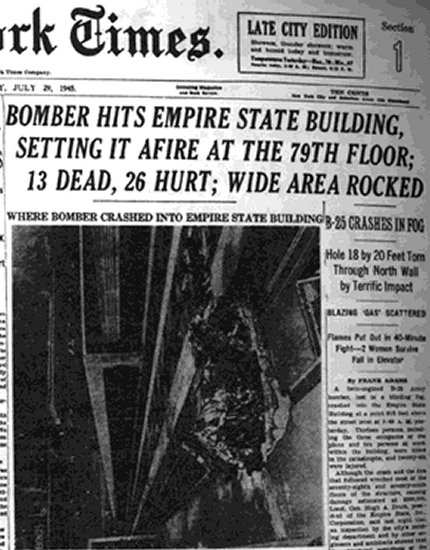Il 28 luglio 1945, verso la fine della seconda guerra mondiale, un aereo ha colpito l'empire State Building mentre una fitta nebbia avvolgeva la città di New York.