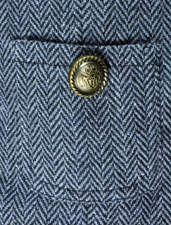 Cappottini Coats BRITISH STYLE Cappottino foderato con morbido pile, realizzato in tessuto spigato business style. Con cappuccio per proteggerlo sempre dal freddo.