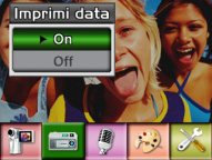 Stampa Data (solo modalità Registrazione fotografie) L opzione di Stampa Data può impostare la macchina per inserire automaticamente la data sulle immagini. Per abilitare Stampa DATA 1.