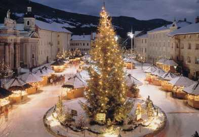 Rai Senior La Sezione Romana RAISENIOR organizza una gita di quattro giorni, dall 8 all 11 dicembre 2011 per una visita ai mercatini di Natale di Bolzano, Vipiteno, Merano,Trento e non solo.
