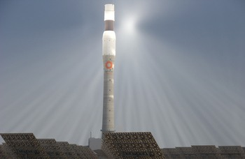 Gemasolar Fuentes de Andalucia (Sevilla) Power: Heliostats Tower: Land area Concentration Storage 19.