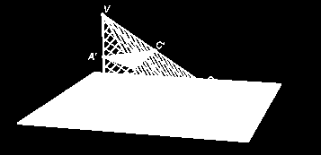 Piramide Si dice piramide un poliedro delimitato da una parte di angoloide compresa tra il vertice e un piano che interseca tutti gli spigoli.