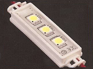 MODULI A 3 LED 5050 PLASTICI 29/10/2013 Pagina 6. 3 Caratteristiche di prodotto: Modulo in abs da 3 led 5050 Catene da 20 pezzi 60 ma - 36 lumen - 0.