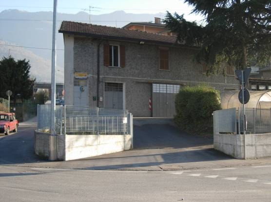 Denominazione = PROCIVIL CAMUNIA - protezione civile Indirizzo = piazza Don Bosco n 1 proprietà/gestione = privata - ente morale "Casa del Fanciullo"; in gestione con contratto di affitto annuale