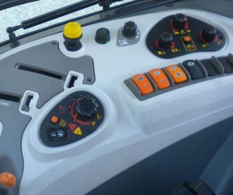 Nuovo X5 Tier4i X5: il Trattore per le Lavorazioni in Campo - Performances Motore e Consumi - Capacità di Sollevamento - Massa Ammissibile - Trasmissione con HML - Controlli Esterni - Controllo del