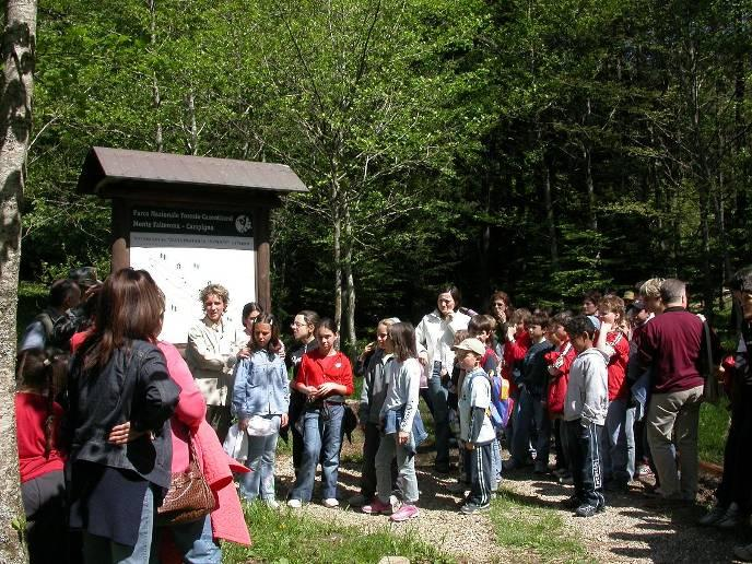 UN SENTIERO PER LA SALUTE Proposte di attività didattico-educative