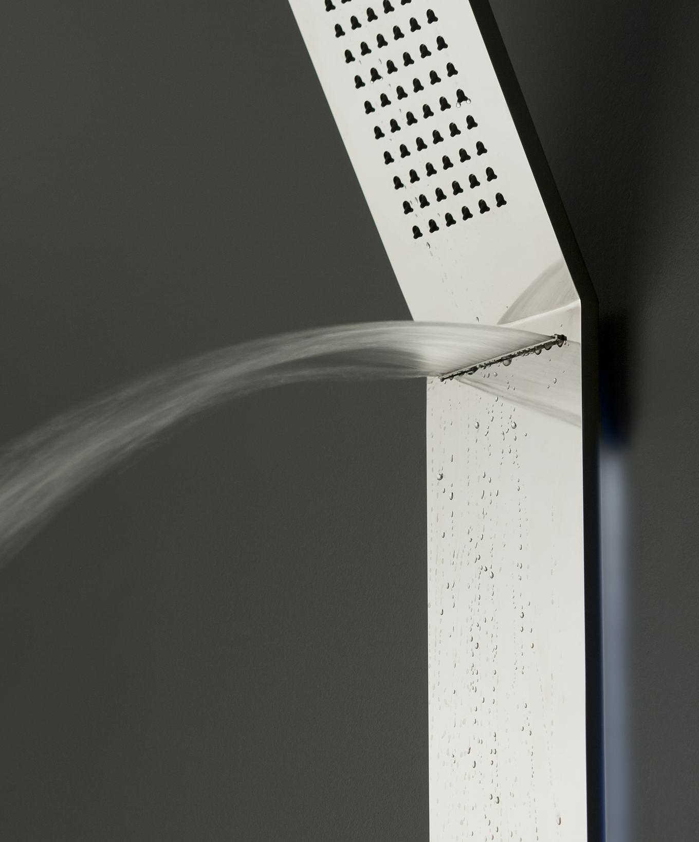 Colonna doccia termostatica soffione inclinato Semi-incasso con LED Thermostatic shower column sloping showerhead Partial built in with LED Thermostat Duschsäule schiefer Kopfbrause Halbeingebaute