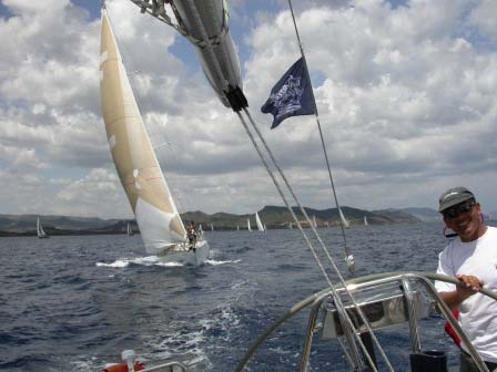 PATENTE NAUTICA A VELA E/O A MOTORE Patente Nautica + Corso Sailor 1 I corsi di Patente Nautica barche a vela e/o a motore della Sezione di Milano della Lega Navale Italiana, frutto della ben nota