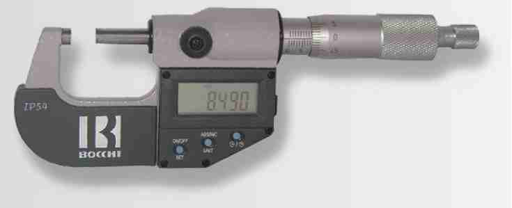 Micrometri / Micrometers Art. 223 Micrometro per esterni digitale di altissima qualità ed affidabilità. Arco in fusione verniciata con guaine isolanti.