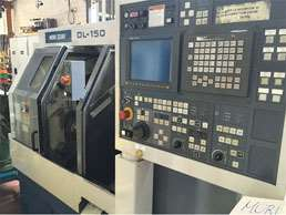 Tornio DAEWOO PUMA 400MB Asse C, utensili motorizzati, CNC FANUC 21i-TB, diametro rotante sul banco mm 770, max lunghezza tornibile mm 978, passaggio barra mm 91 DETTAGLI Tornio DAEWOO PUMA 300 LC