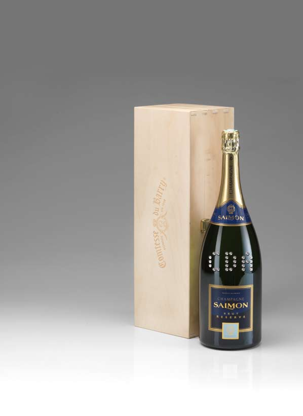 116 LUXURY FOOD Champagne con personalizzazione Champagne Salmon Brut Reserve Magnum con cristalli applicati CHS3 148,00 Personalizzate con un nome o una data questa prestigiosa magnum per ricordare