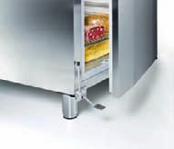 Congelatori GN 2/1 ventilati ProfiPremiumline Le apparecchiature ProfiPremiumline offrono una potenza frigorifera eccellente per lo stoccaggio di surgelati.