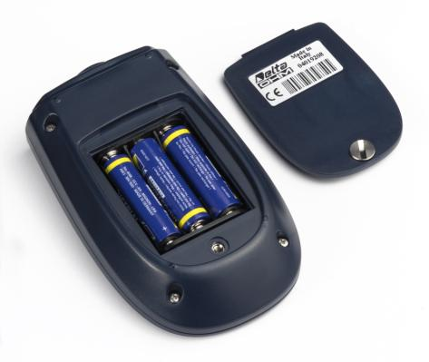 7. SEGNALAZIONE DI BATTERIA SCARICA E SOSTITUZIONE DELLE BATTERIE Il simbolo di batteria sul display fornisce costantemente lo stato di carica delle batterie.