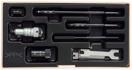 Micrometri per interni Errori aessi: Norma interna Limiti di errore: (7 + V + 50) L µm; L in, V = numero delle prolunhe Unità di formato: 0,01 raduati: Ø 21 cromati opachi Passo della vite: 0,5