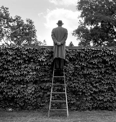 Foto: Rodney Smith C'è chi come Leopardi si affida all'immaginazione per oltrepassare la