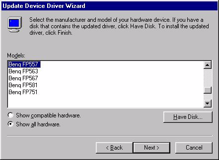 7. Inserire nel computer il CD fornito con il prodotto. Selezionare l'unità CD-ROM dal menu a discesa. 8.