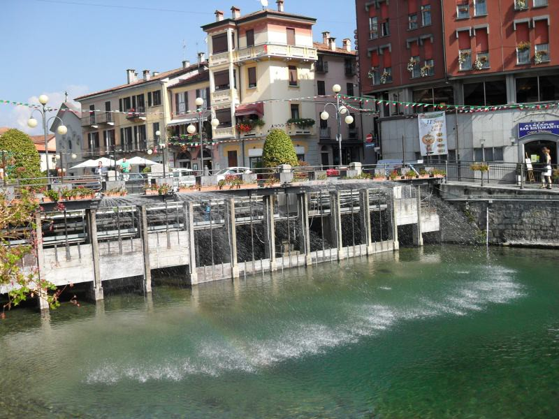 Tappa di domenica: Alpe Camasca Quarna Cireggio Omegna Tappa comoda e tranquilla che ci porterà prima al famoso Belvedere di Quarna, una stupenda balconata sul Lago d'orta, poi Cireggio