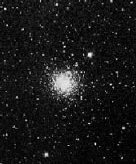 M 79 - NGC 1904 Tipo di oggetto Ammasso globulare Costellazione Sagittario Ascensione retta 05h 24,5m Declinazione -24 33 Magnitudine visuale 8,4 Dimensioni apparenti 8,7 Dimensioni reali 110 a.l. 41.