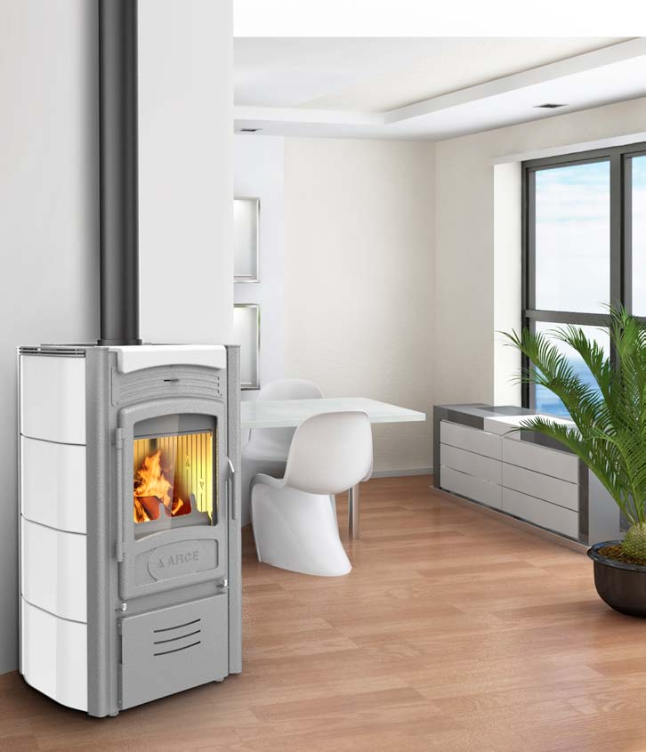 ARCO PLUS TH TERMOSTUFA A LEGNA WOOD STOVE HYDRO POELE A BOIS HYDRO ESTUFA DE LEÑA HIDRO TERMOSTUFE A LEGNA WOOD STOVE HYDRO POELES A BOIS HYDRO ESTUFAS DE LEÑA HIDRO Potenza termica nominale resa