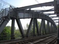 PONTI FERROVIARI IN ACCIAIO Il monitoraggio delle strutture nella prevenzione del rischio sismico Caso Studio: Ponte sul Panaro Linea Bologna-Padova BOLOGNA PIACENZA Obiettivo Principale dello