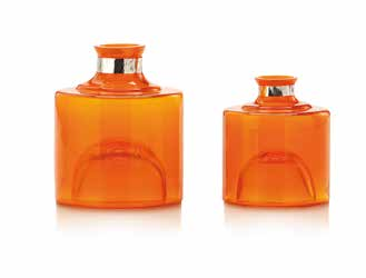 1 PROVENCE Arancio 1 51.0.6 Bottiglia arancio Orange bottle cm h. 51.0.16 Bottiglia arancio Orange bottle cm h.1 51.0.1 Bottiglia arancio Orange bottle cm h.7 5 51.0.10 Vaso arancio Orange vase cm h.
