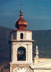 Parrocchia S. Giovanni Battista Rivoli Veronese (VR) Ricostruzione della nuova cupola, identica a quella esistente, struttura portante ed assito, eseguita nel ns.