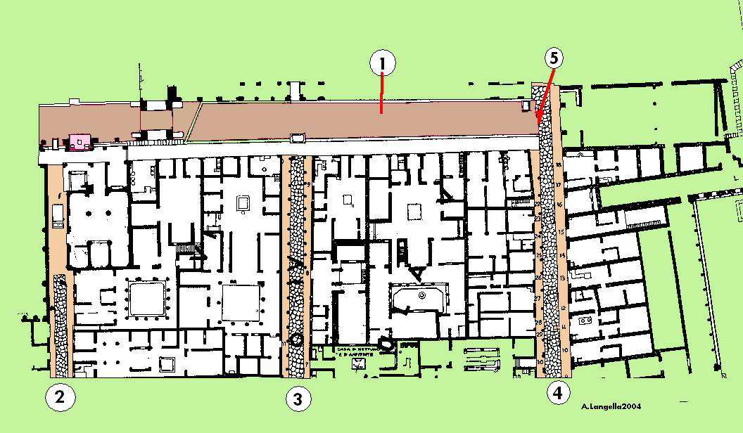 5 Interdetto il passaggio ai carri dal cardo V (4 nella figura) ed il IV (3 nella figura), l unica comunicazione, qualora possibile doveva esserci attraverso il trivio con il cardo III (2 nella