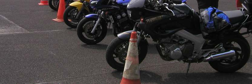 Due ruote a motore Nel 2006 almeno 6 200 motociclisti hanno perso la vita nell UE-25.