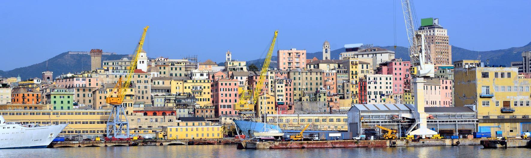 Liguria: tradizione d impresa Nella sua storia, Genova è stata un incrocio privilegiato tra vie di comunicazione, culture ed esperienze