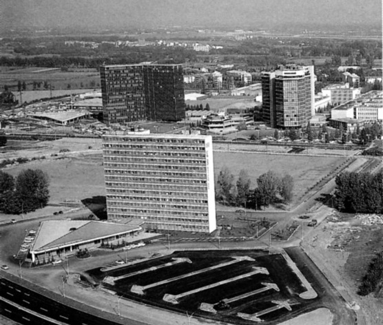 1962, Veduta aerea del Motel Agip con