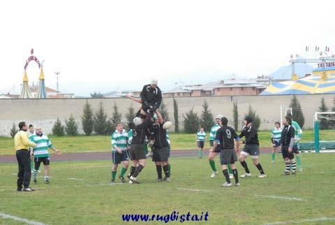 3 di 7 26/03/2009 14.52 BATTIPAGLIA -AVELLINA 10-13 (1-5) Dal sito www.irpinianews.