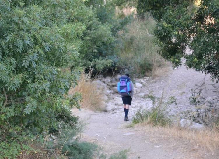 LA PARTENZA Il lungo itinerario della proposta educativa dello scoutismo trova il proprio culmine nel momento della partenza quando le scolte e i rover lasciano il Clan.