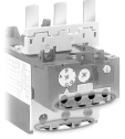 Contattori tripolari, quadripolari e per applicazioni speciali Numerazione e posizione dei morsetti Numerazione dei morsetti dei contatti ausiliari aggiuntivi Montaggio frontale SB867C2 CA - CA -01