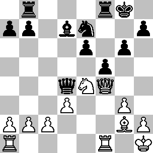 12.Dxf3 Ta8 Avrebbe poco senso minacciare l alfiere con 12.
