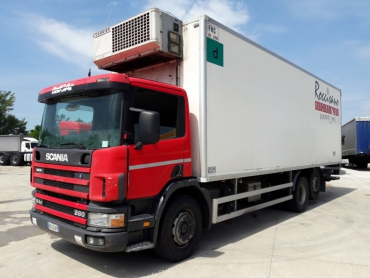 MAN TGX 18.440 4X2 LLS-U - EEV MU00300364 Trattore per trasporto semirimorchi "volume" Cabina XXL Telaio WMA13XZZ3BW158230 - provenienza estera (Germania) I immatricolazione 20.07.