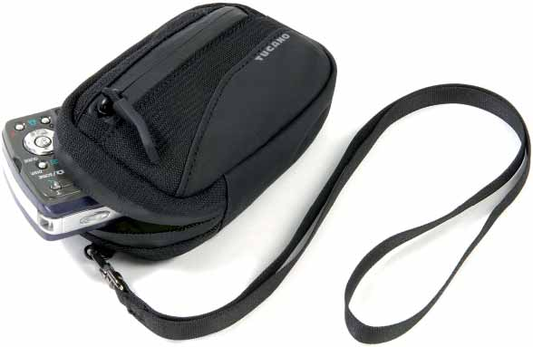 Tech Plus digital bag for compact camera Small pocket for memory cards inside. Equipped with lanyard for comfortable neck holding. Loop for belt hanging.