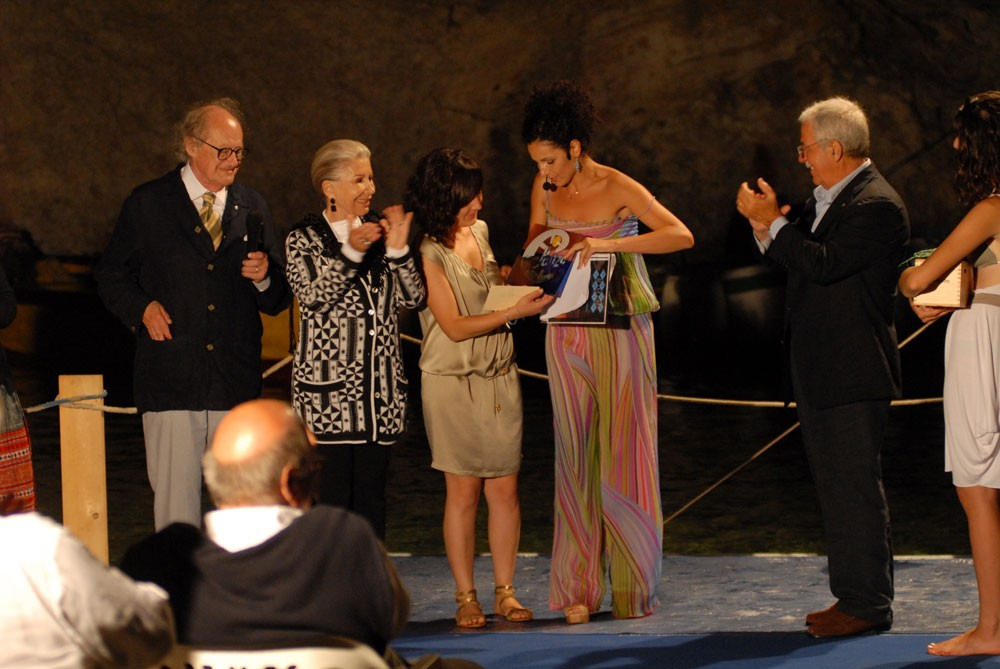 Alcuni momenti delle premiazioni nell ambito del Premio Caletta 2011 Premiazione con. Fendi, P. Tosi e Ass.