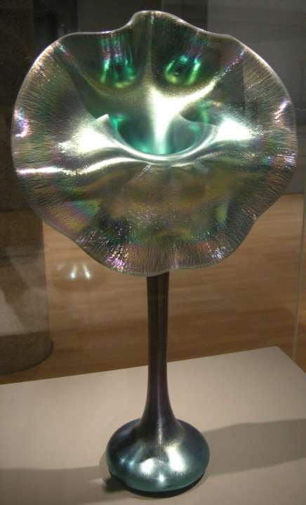 Louis Comfort Tiffany:Jack-in-the-pulpit vase