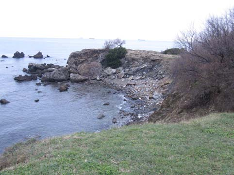 DOCUMENTAZIONE FOTOGRAFICA SPIAGGIA CABIANCA Presenza di buche lungo la discesa e perdita di consistenza