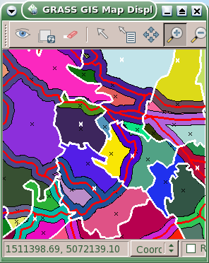 Analisi vettoriale - altri strumenti di calcolo Risultato Unione Intersezione - in colori vari le aree della