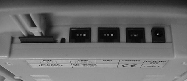 2 CARATTERISTICHE PRINCIPALI Alimentazione: Alimentatore AC/DC adapter CA230V, CC12V 3A (fornito nella configurazione per punto vendita) Stampante termica: CP295 ANC-1 con taglierina automatica -