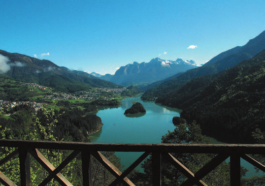 Semplicemente vacanza dall'auto Località turistiche alpine con la garanzia di una mobilità dolce Sono facili da trovare le Perle delle Alpi. Non si nascondono, al contrario!