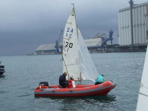 Regata del Polo Nautico per Tutti La Regata del Polo Nautico per Tutti del 30 settembre -1 ottobre ha fornito la prima occasione di confronto con i campioni della Classe 2.