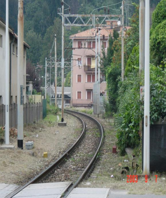 Dati 2008 in milioni tonnellate nette LE MERCI ATTRAVERSO LE ALPI: IL TRASPORTO COMBINATO Modane 1.5 Simplon 5.1 Gotthard 9.7 Brenner 7.